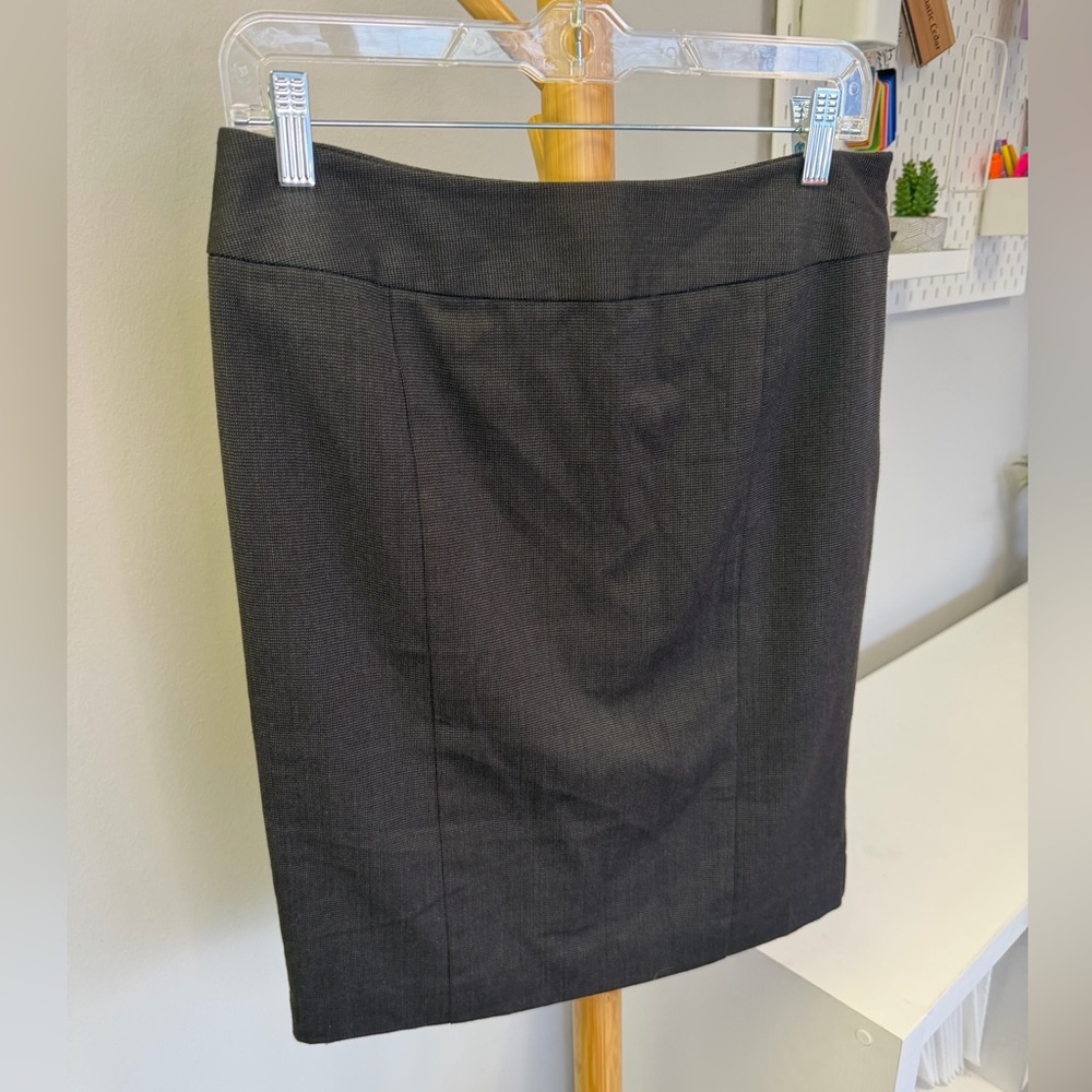 Kenneth Cole New York Black small plaid Pencil Skirt Size 2
